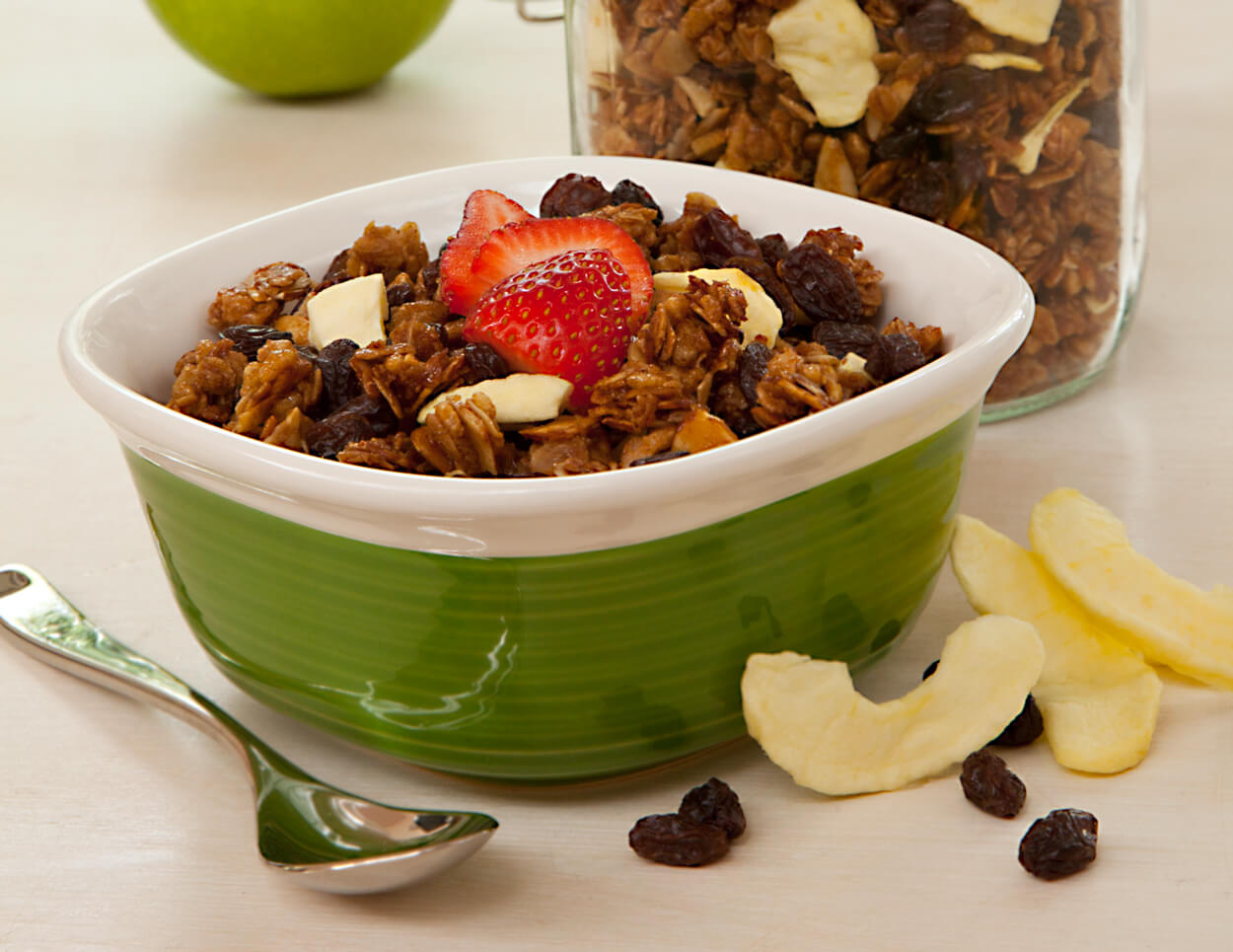 Raisin Apple Granola